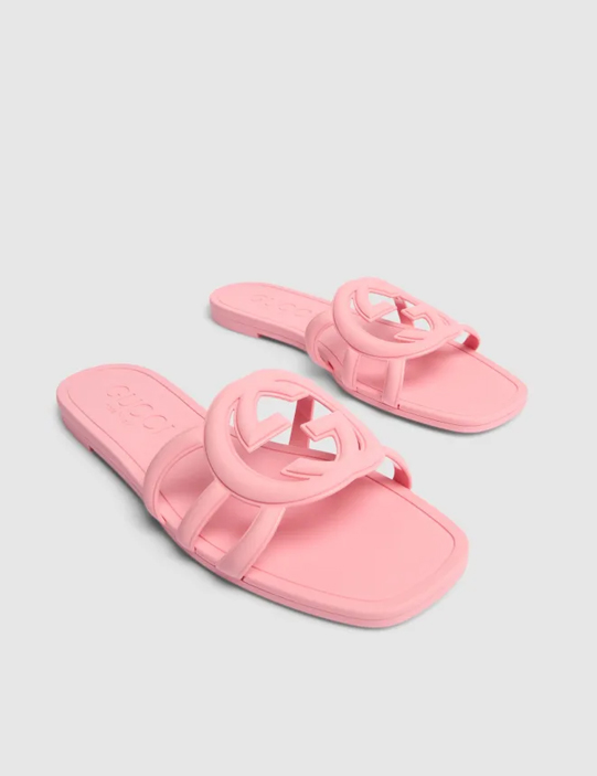 구찌 인터로킹 G 슬라이드 샌들 핑크
